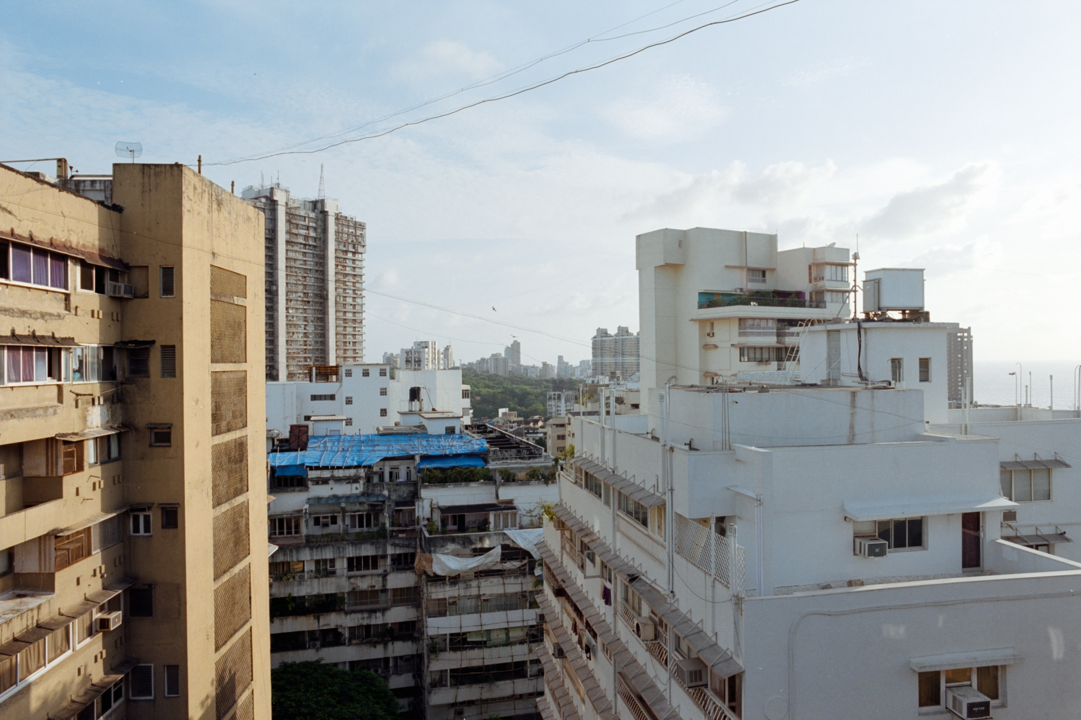 AHP F2004 09 001 sc250526 img33 NLP